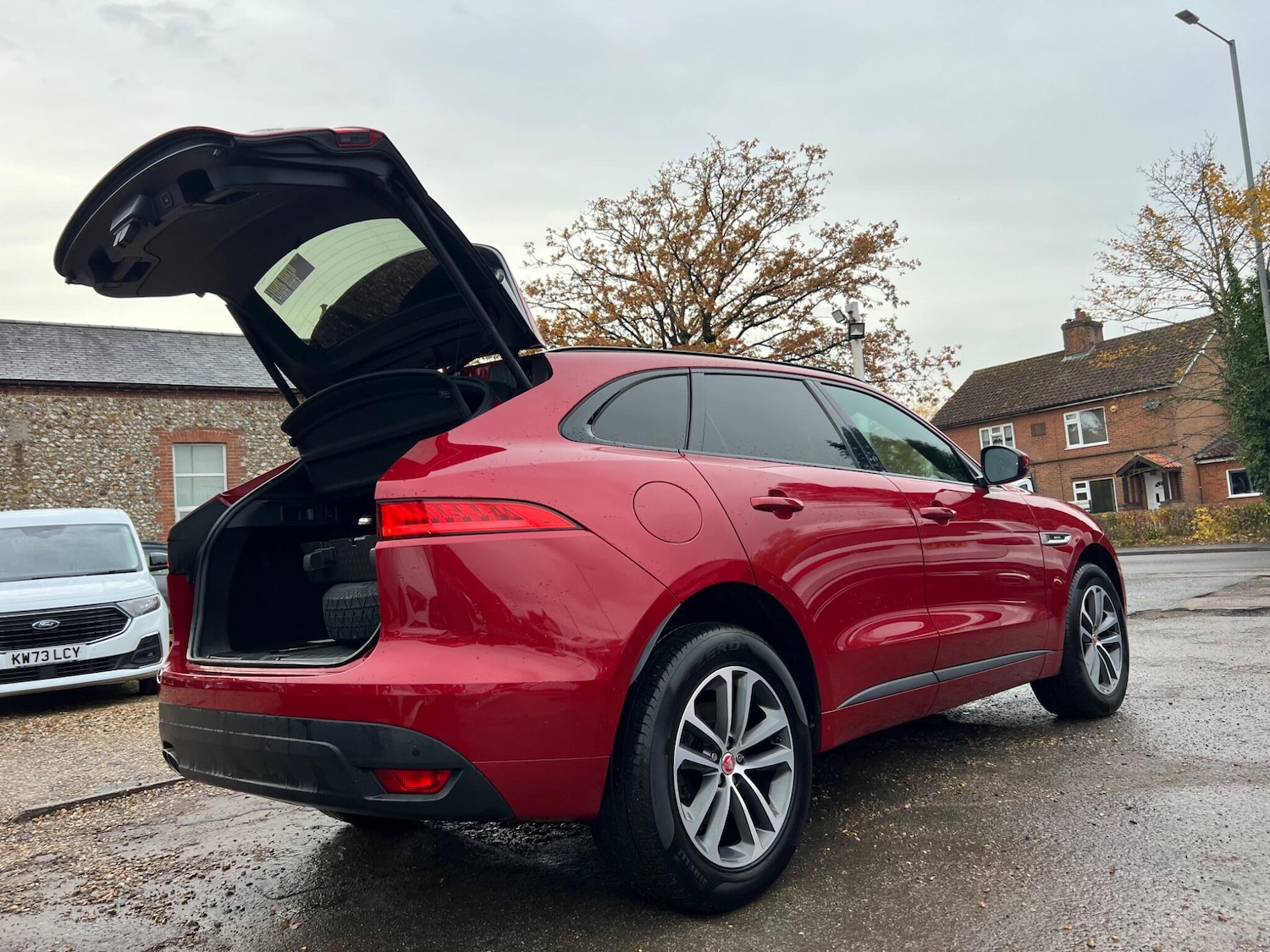 Used Jaguar F-Pace 2017 for sale - 76498844: Photo 62