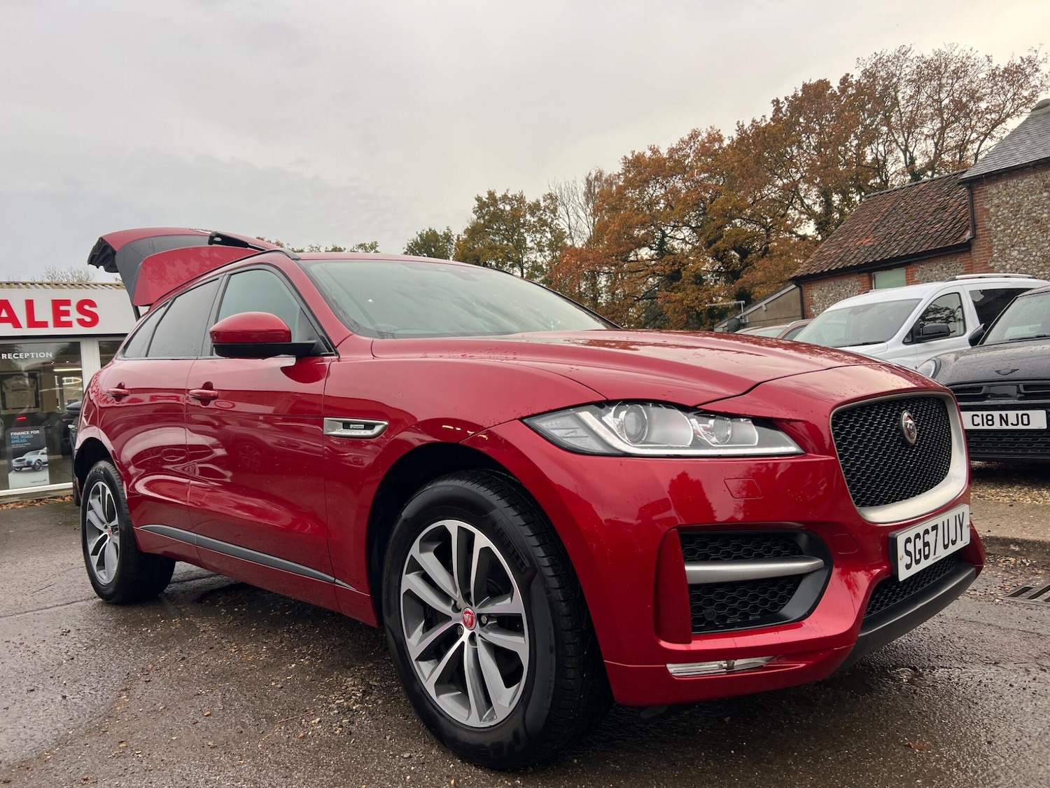 Used Jaguar F-Pace 2017 for sale - 76498844: Photo 78