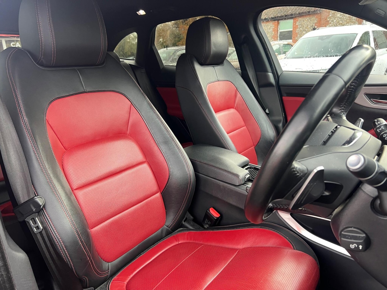 Used Jaguar F-Pace 2017 for sale - 76498844: Photo 91