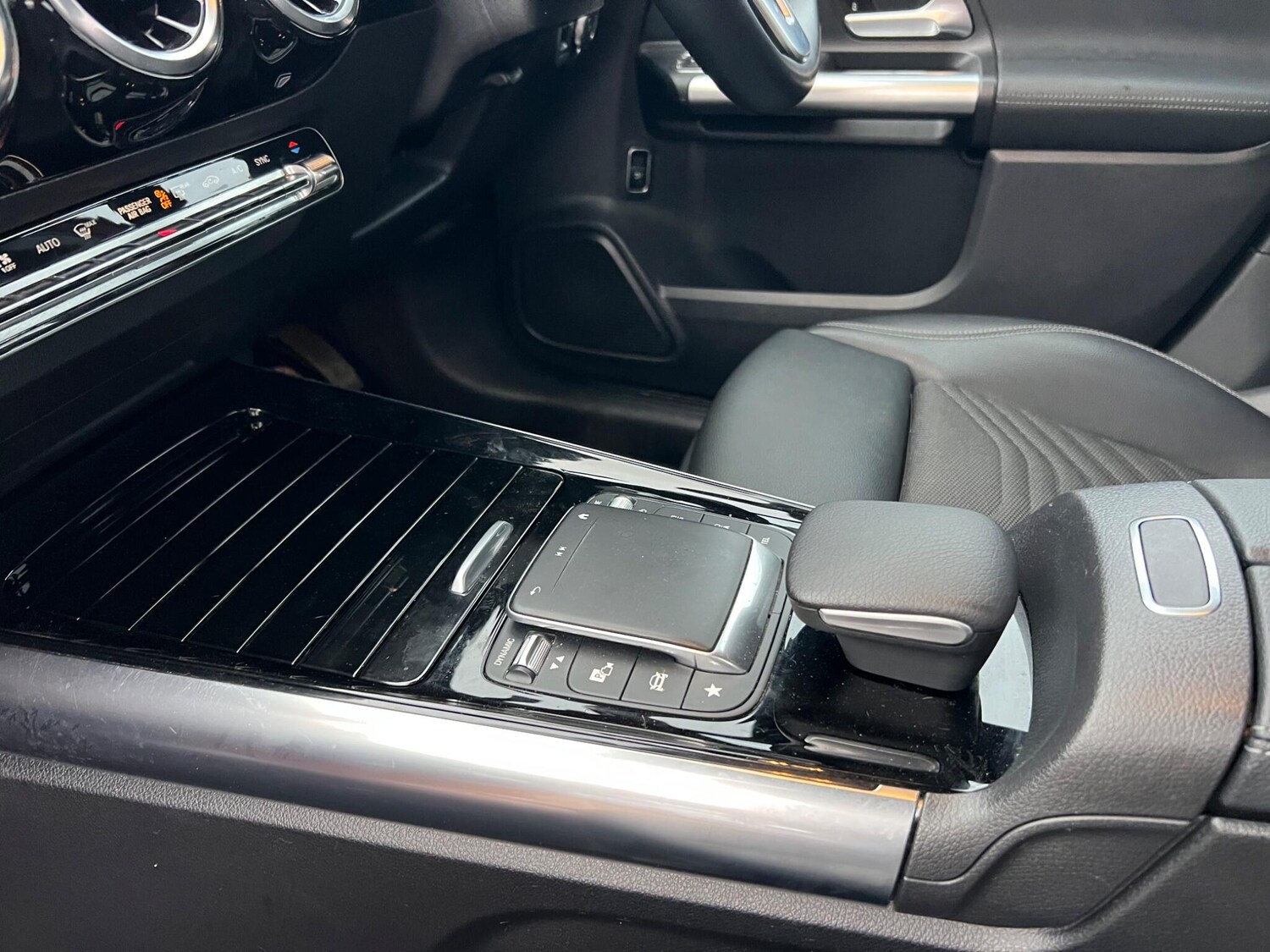 Used Mercedes-Benz GLA 2023 for sale - 76361071: Photo 50