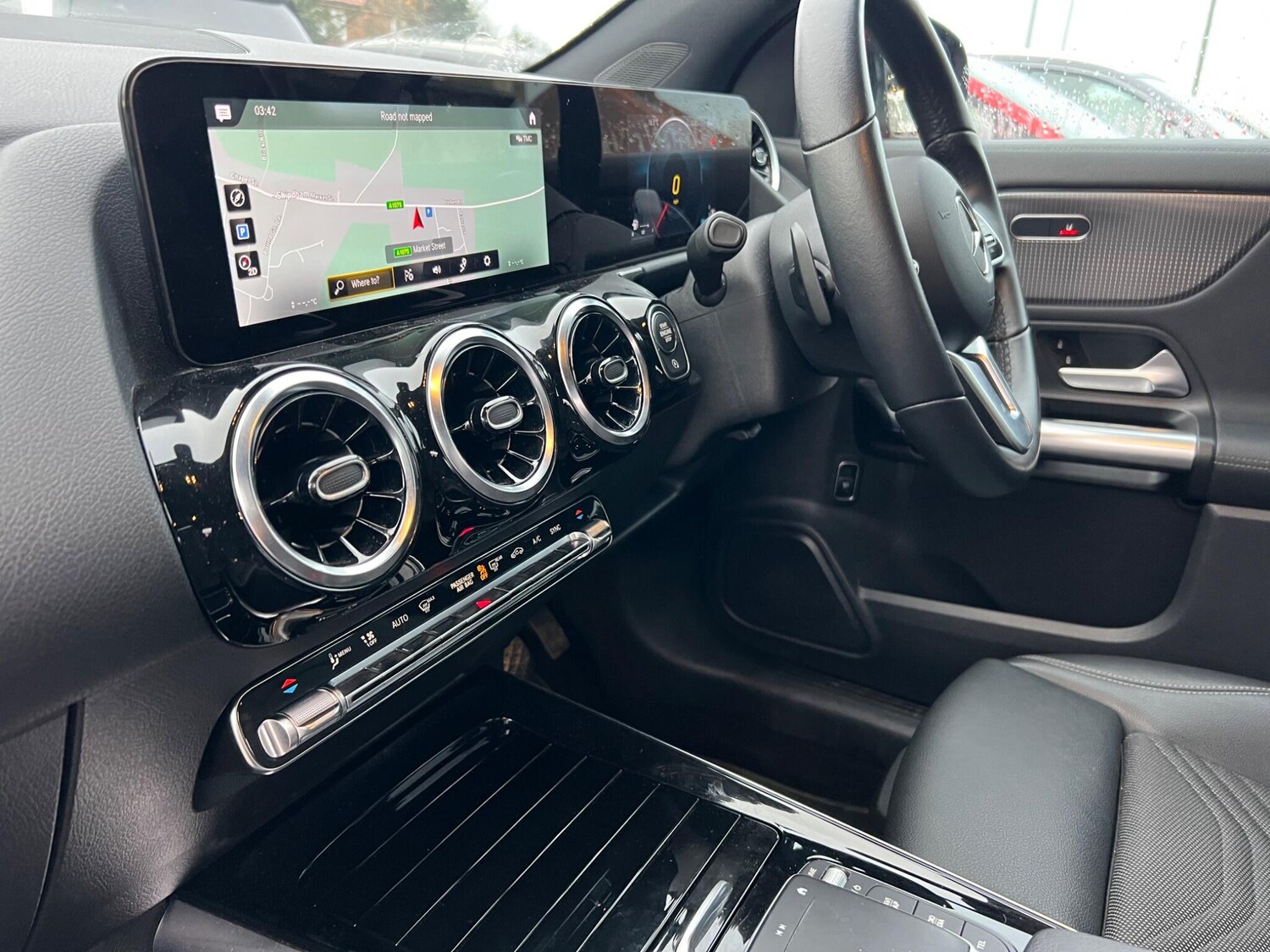 Used Mercedes-Benz GLA 2023 for sale - 76361071: Photo 51