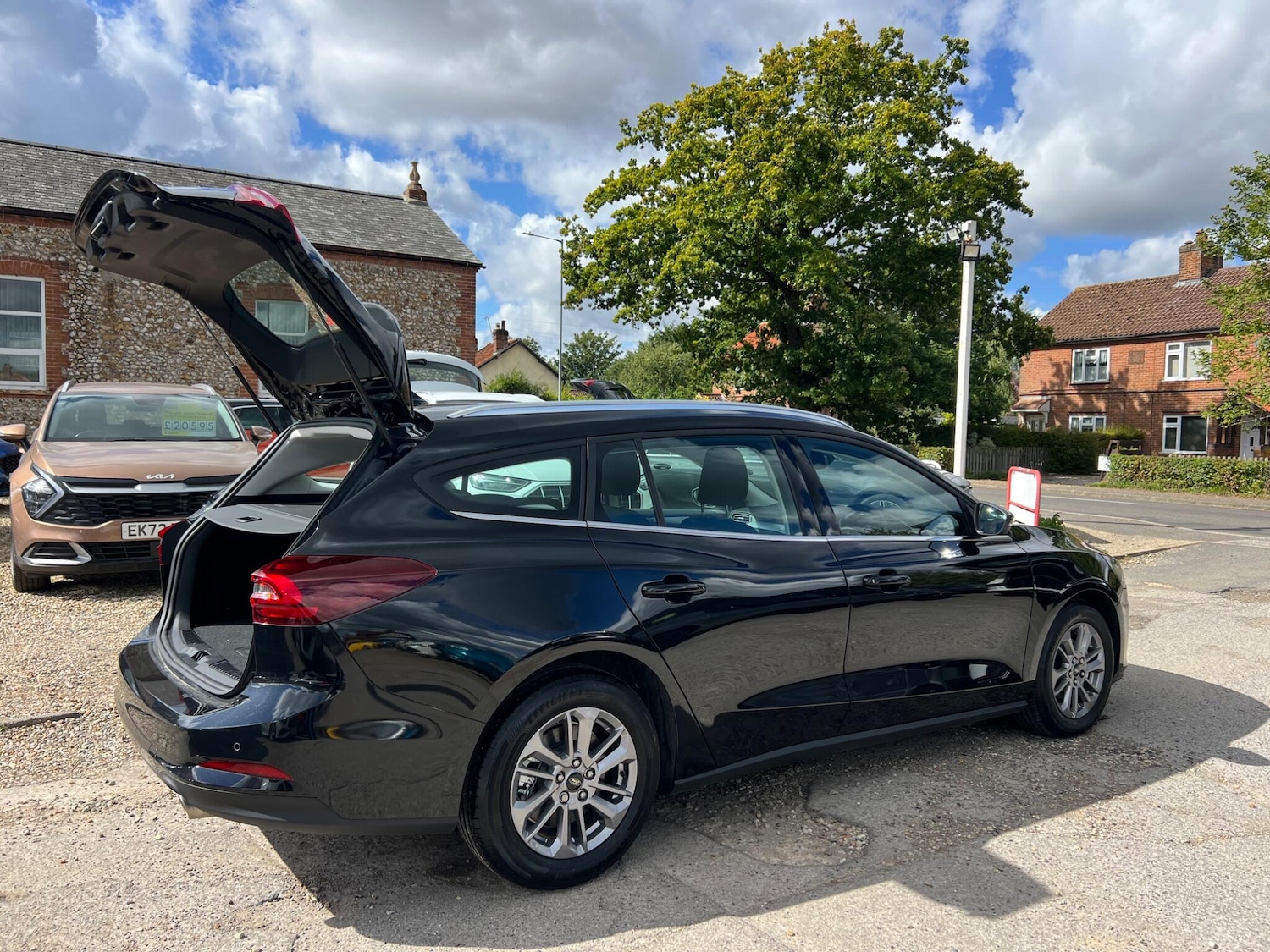 Used Ford Focus for sale - 76988918: Photo 23