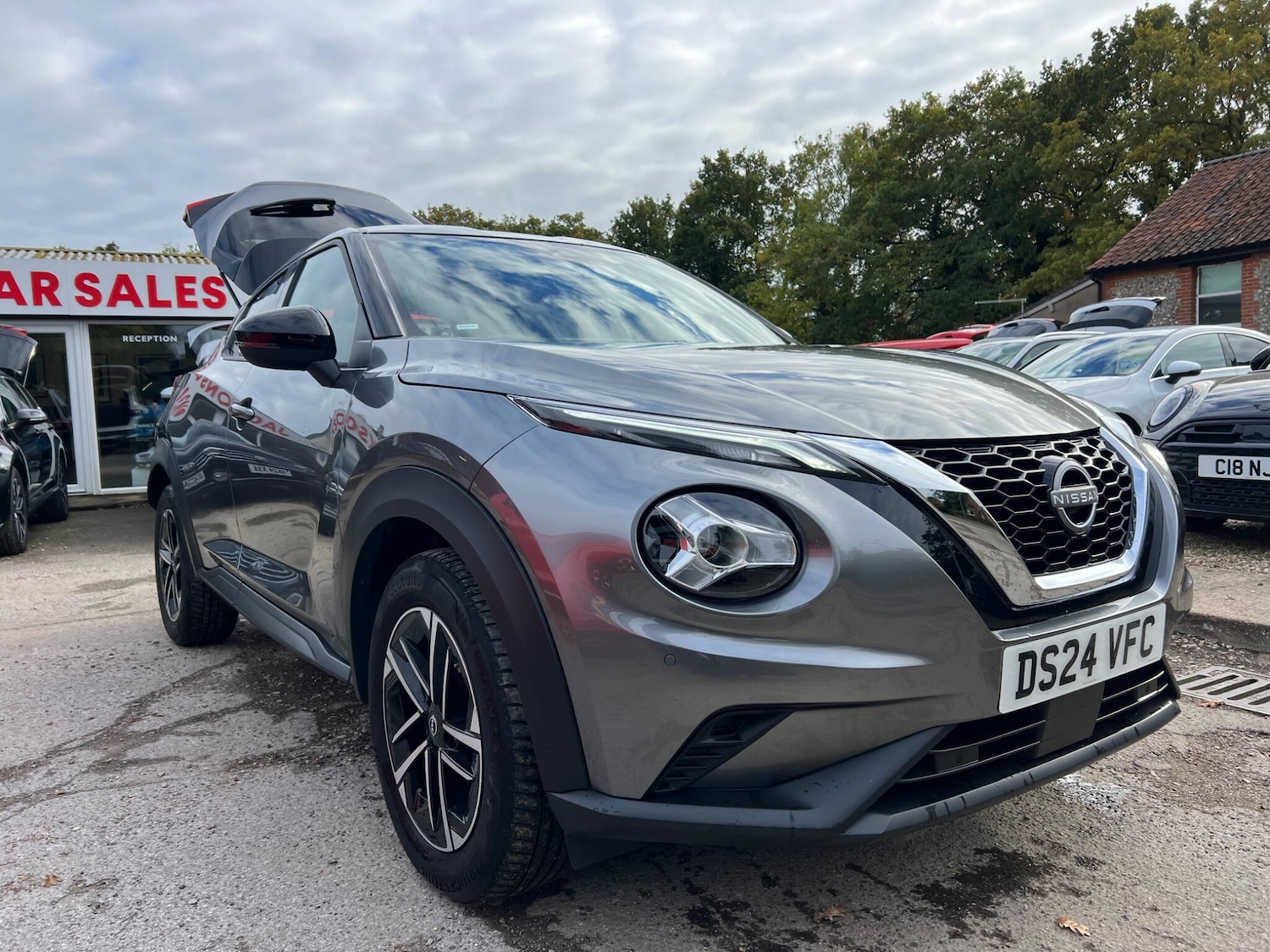 Used Nissan Juke 2024 for sale - 76240278: Photo 1