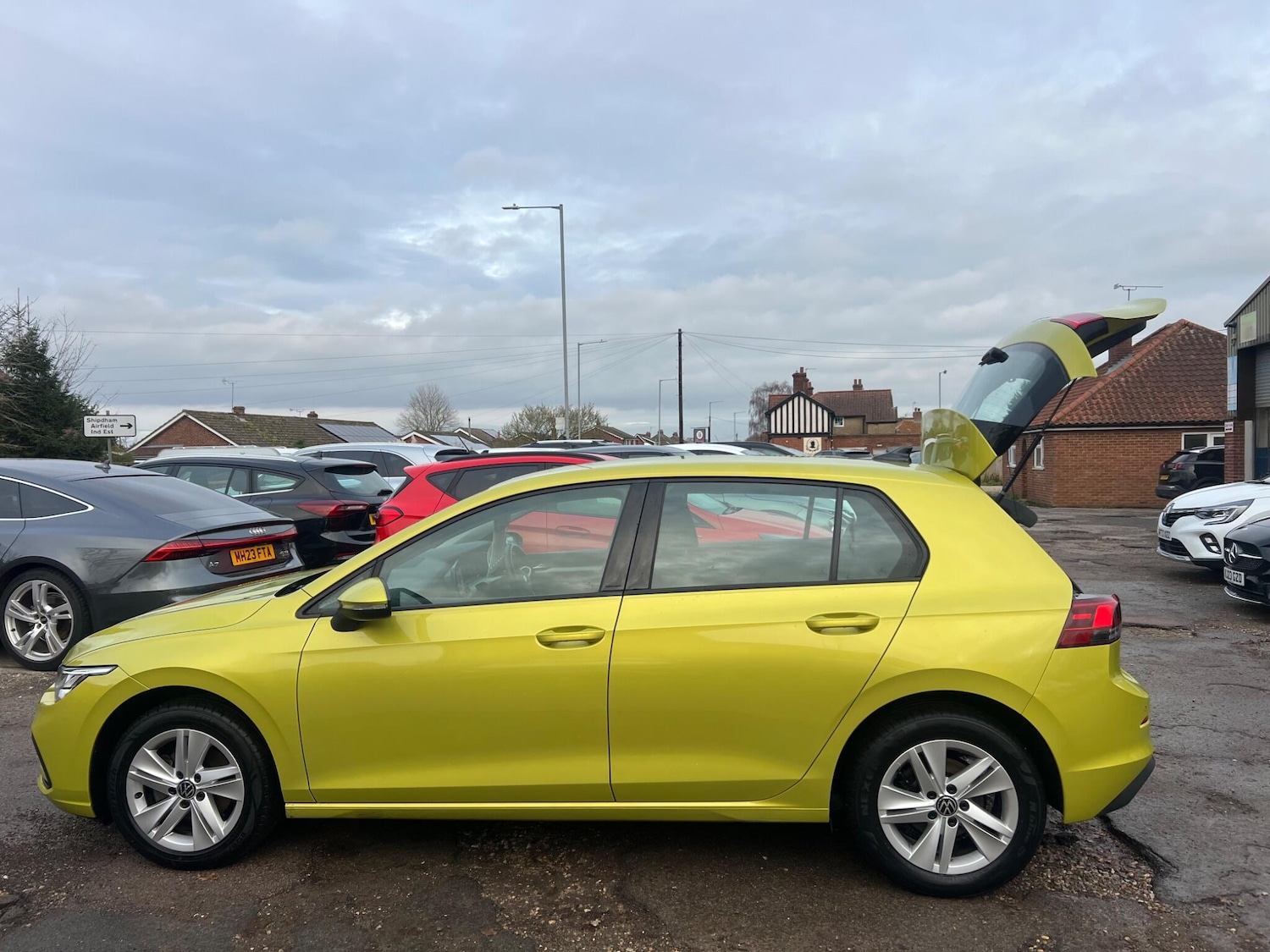 Used Volkswagen Golf 2022 for sale - 76850355: Photo 24