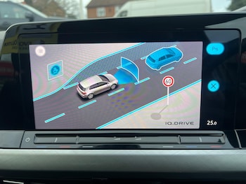 Used Volkswagen Golf 2022 for sale - 76850355: Photo