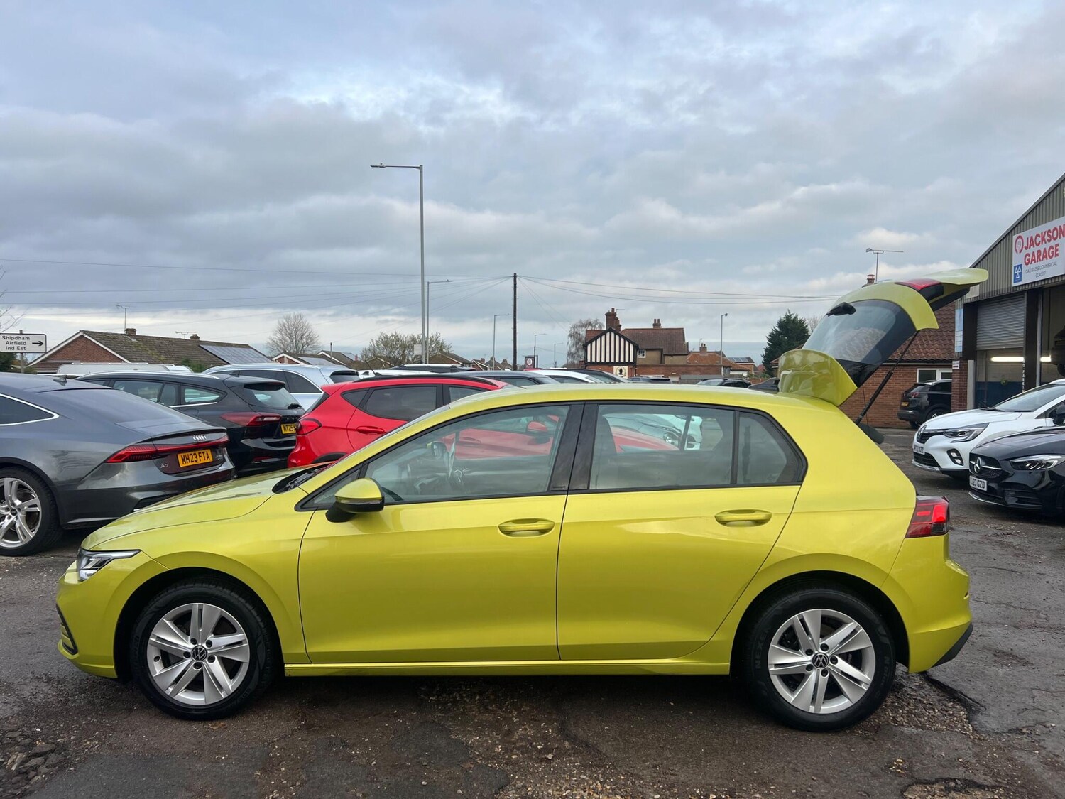 Used Volkswagen Golf 2022 for sale - 76850355: Photo 73