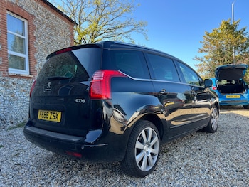 Used Peugeot 5008 2016 for sale - 78307053: Photo