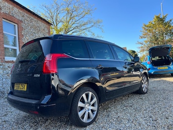Used Peugeot 5008 2016 for sale - 78307053: Photo