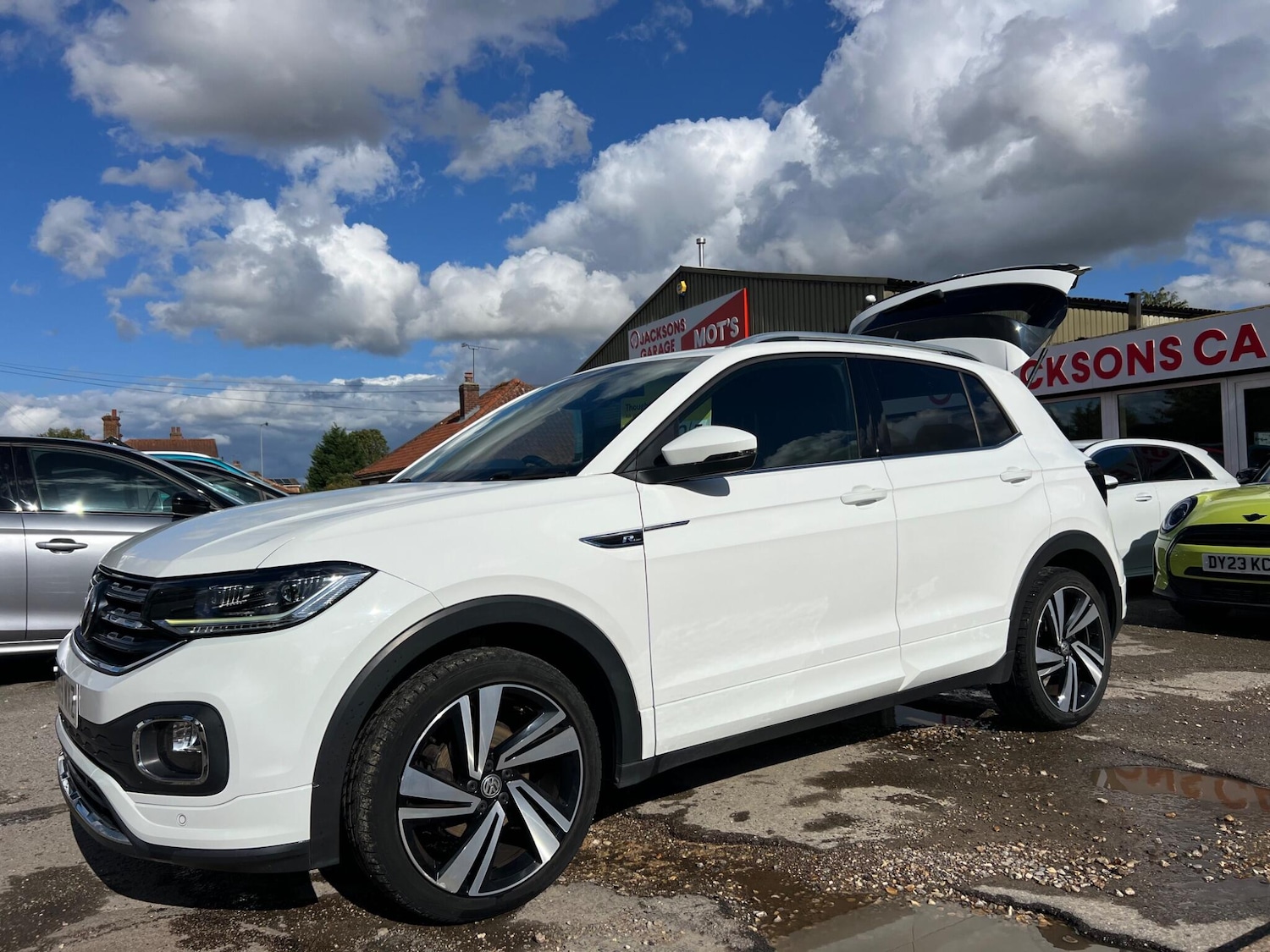 Used Volkswagen T-Cross 2019 for sale - 76993215: Photo 16
