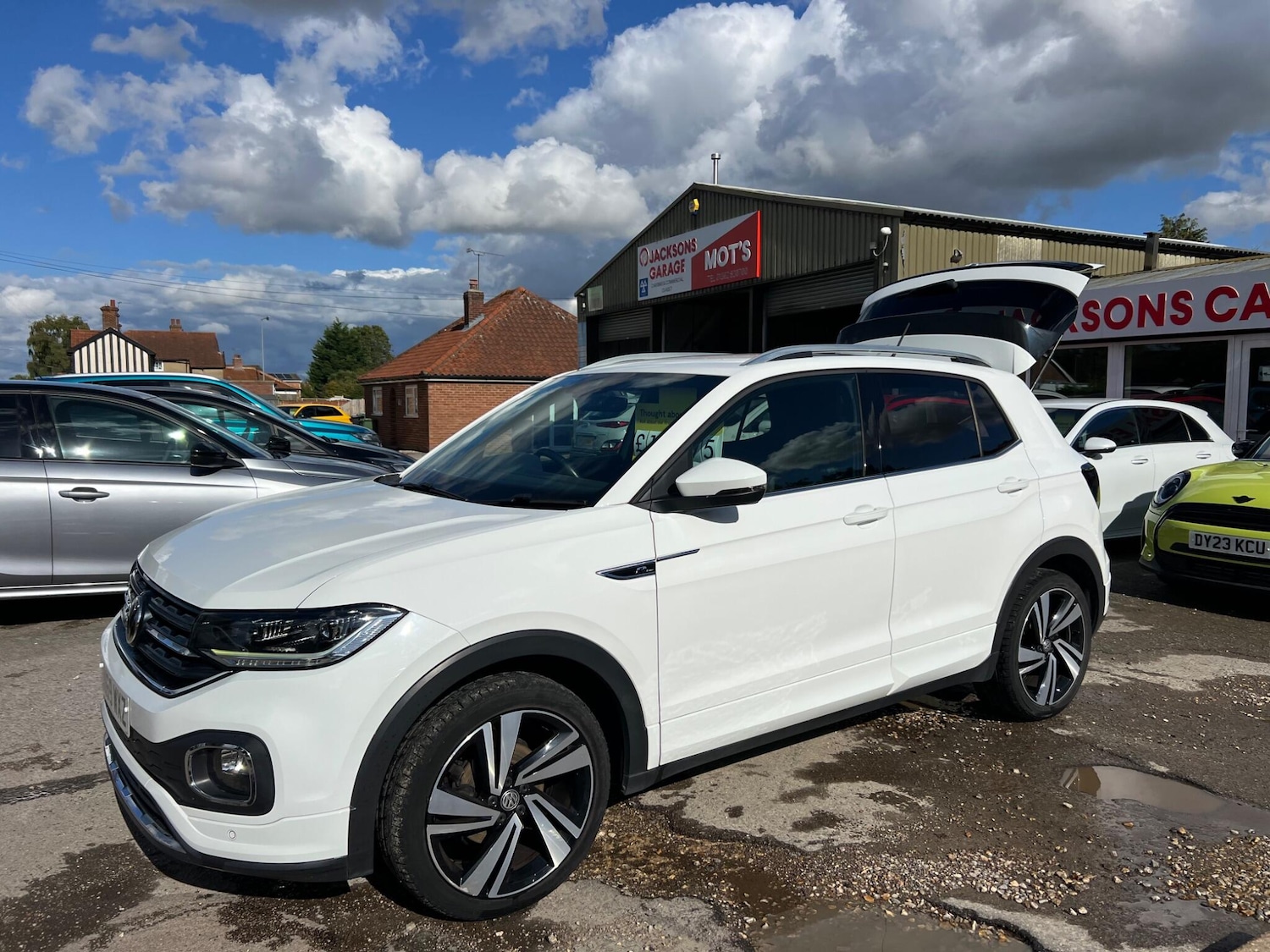 Used Volkswagen T-Cross 2019 for sale - 76993215: Photo 17