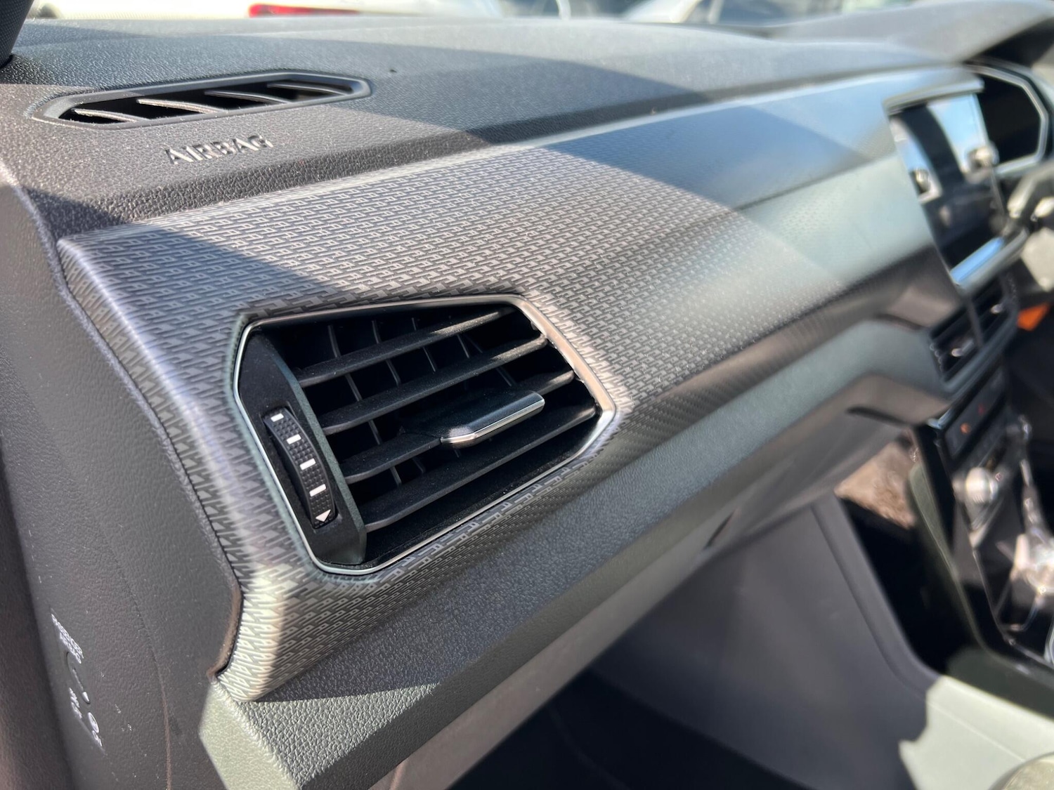 Used Volkswagen T-Cross 2019 for sale - 76993215: Photo 20