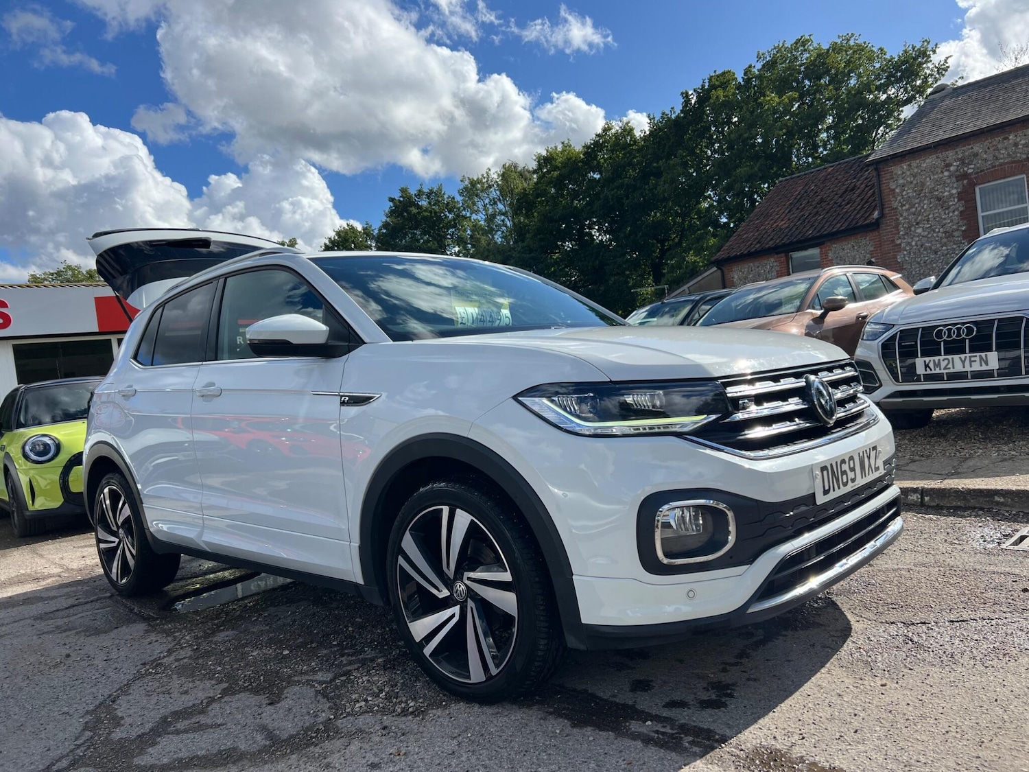 Used Volkswagen T-Cross 2019 for sale - 76993215: Photo 61