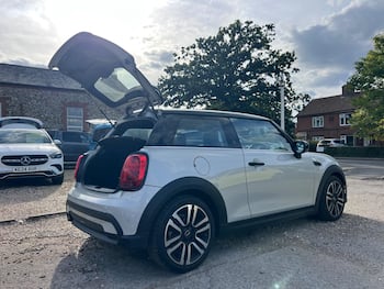 Used MINI Hatch 2022 for sale - 79698637: Photo