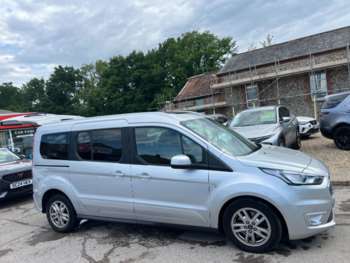 Used Ford Grand Tourneo Connect 2020 for sale - 74809816: Photo