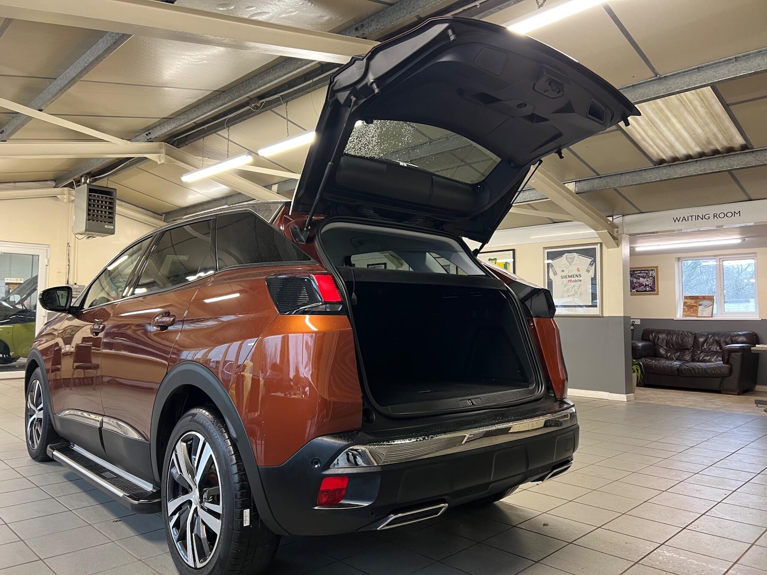 Used Peugeot 3008 2017 for sale - 76976611: Photo 32