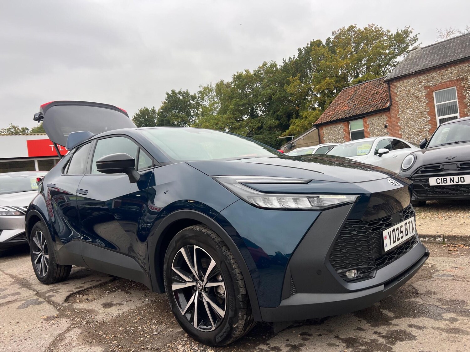 Used Toyota C-HR 2025 for sale - 76239009: Photo 62