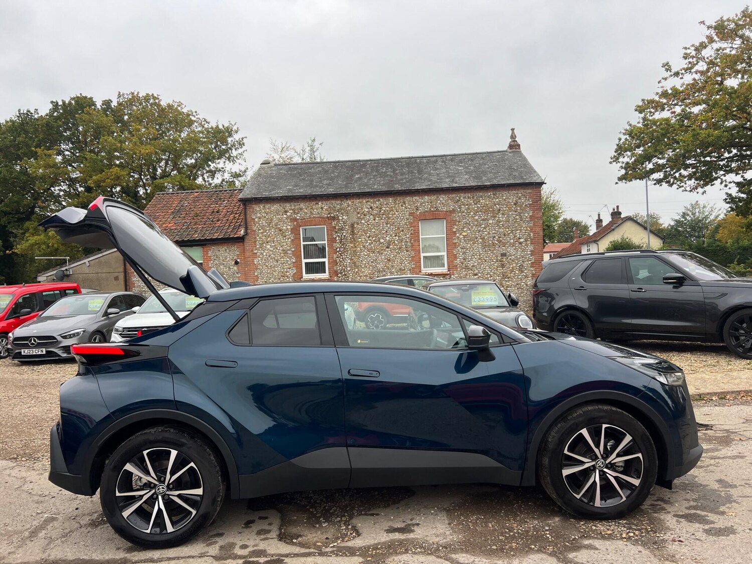 Used Toyota C-HR 2025 for sale - 76239009: Photo 66