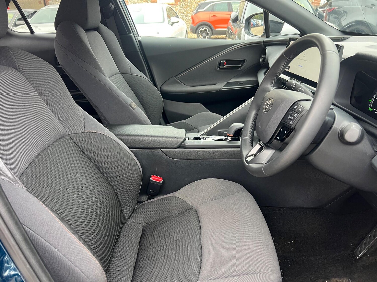 Used Toyota C-HR 2025 for sale - 76239009: Photo 77