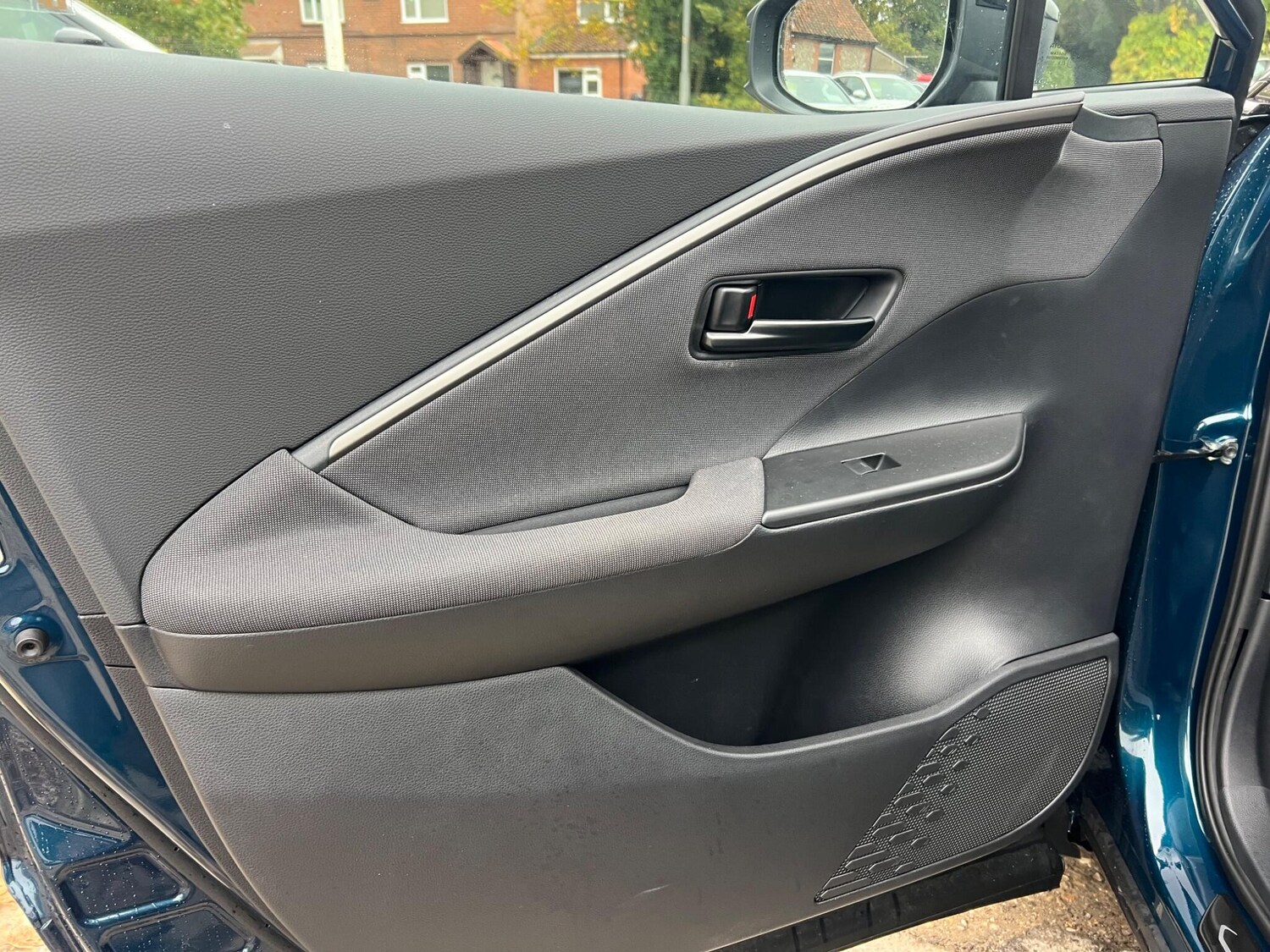 Used Toyota C-HR 2025 for sale - 76239009: Photo 85