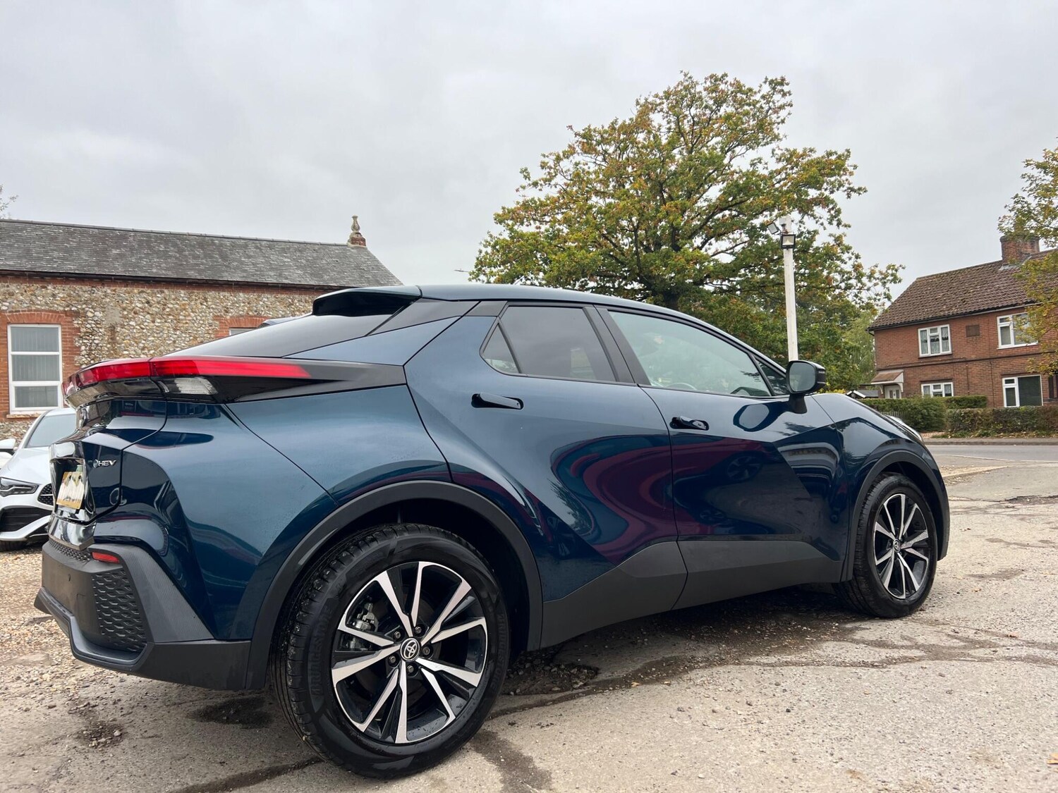 Used Toyota C-HR 2025 for sale - 76239009: Photo 95