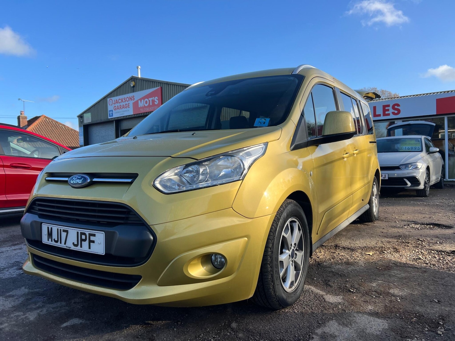 Used Ford Grand Tourneo Connect 2017 for sale - 76728175: Photo 1