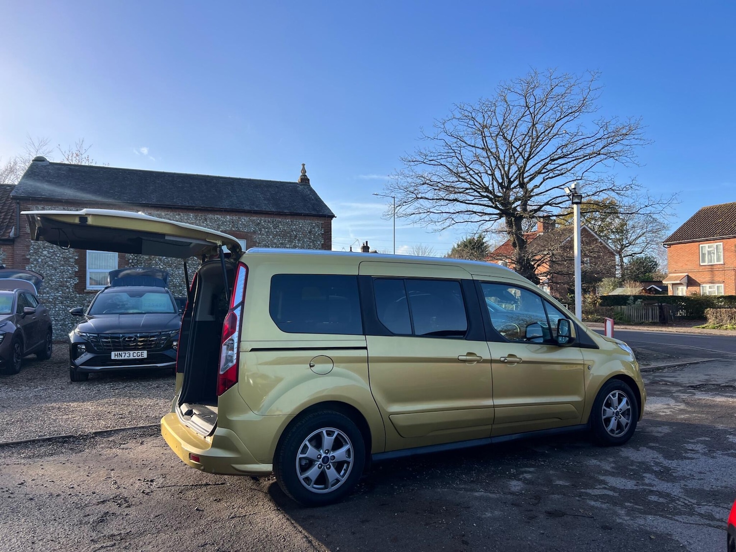 Used Ford Grand Tourneo Connect 2017 for sale - 76728175: Photo 24