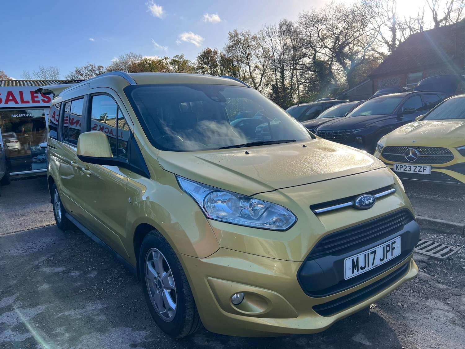 Used Ford Grand Tourneo Connect 2017 for sale - 76728175: Photo 29