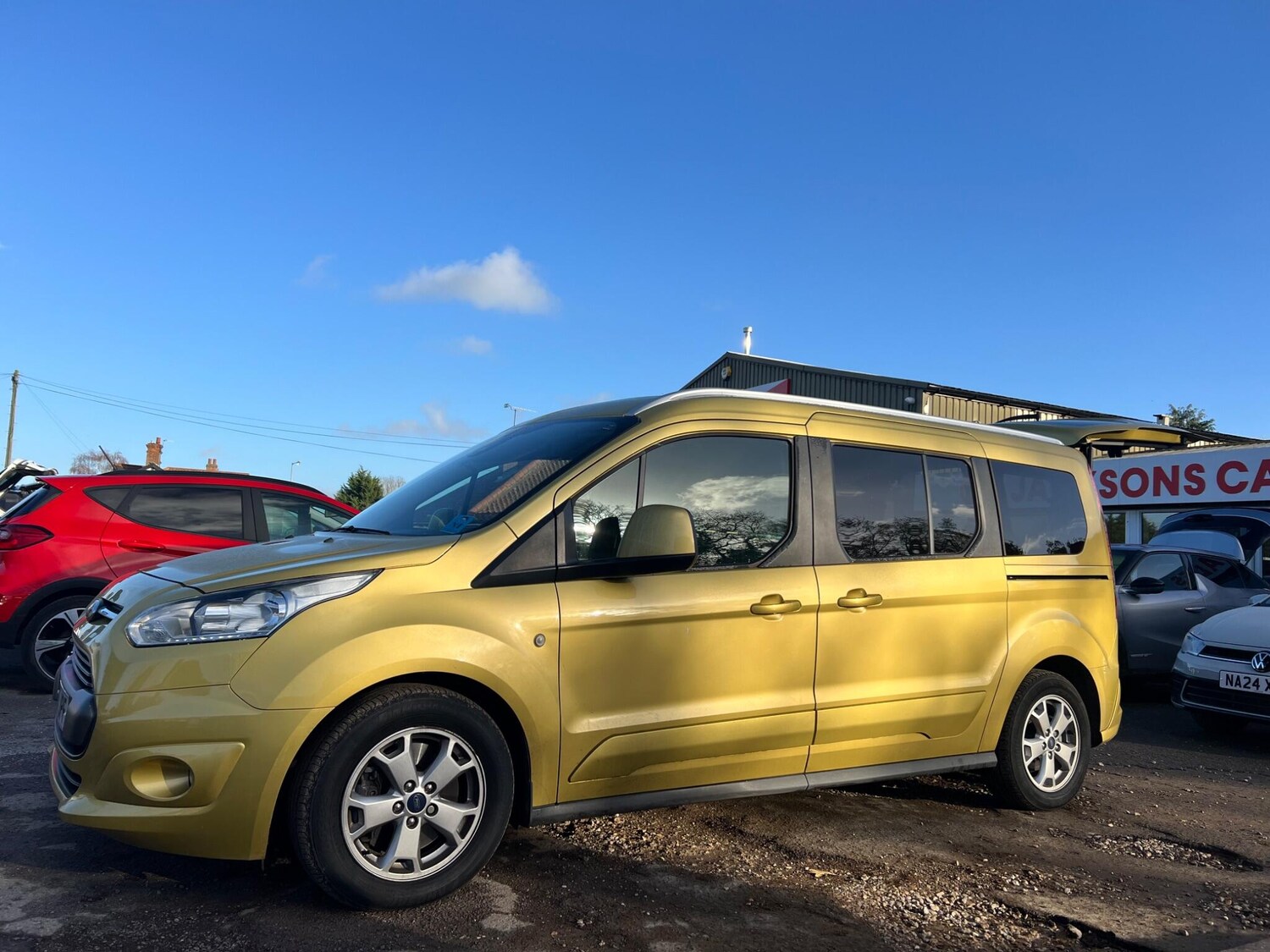 Used Ford Grand Tourneo Connect 2017 for sale - 76728175: Photo 37