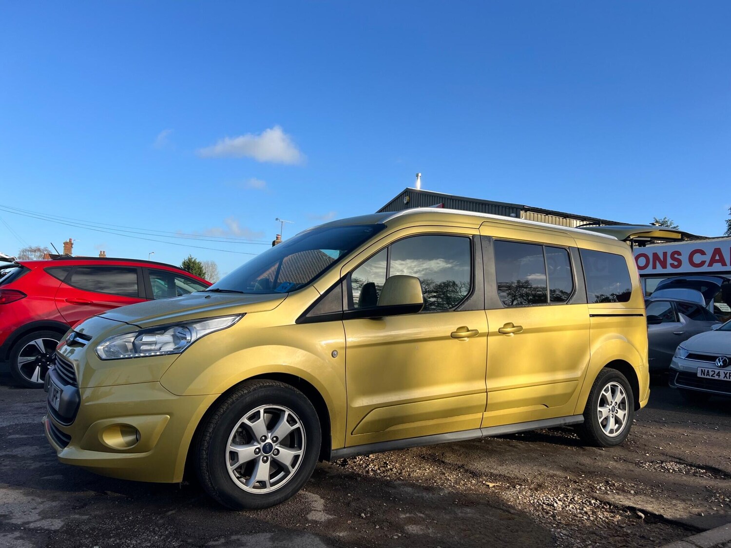 Used Ford Grand Tourneo Connect 2017 for sale - 76728175: Photo 38