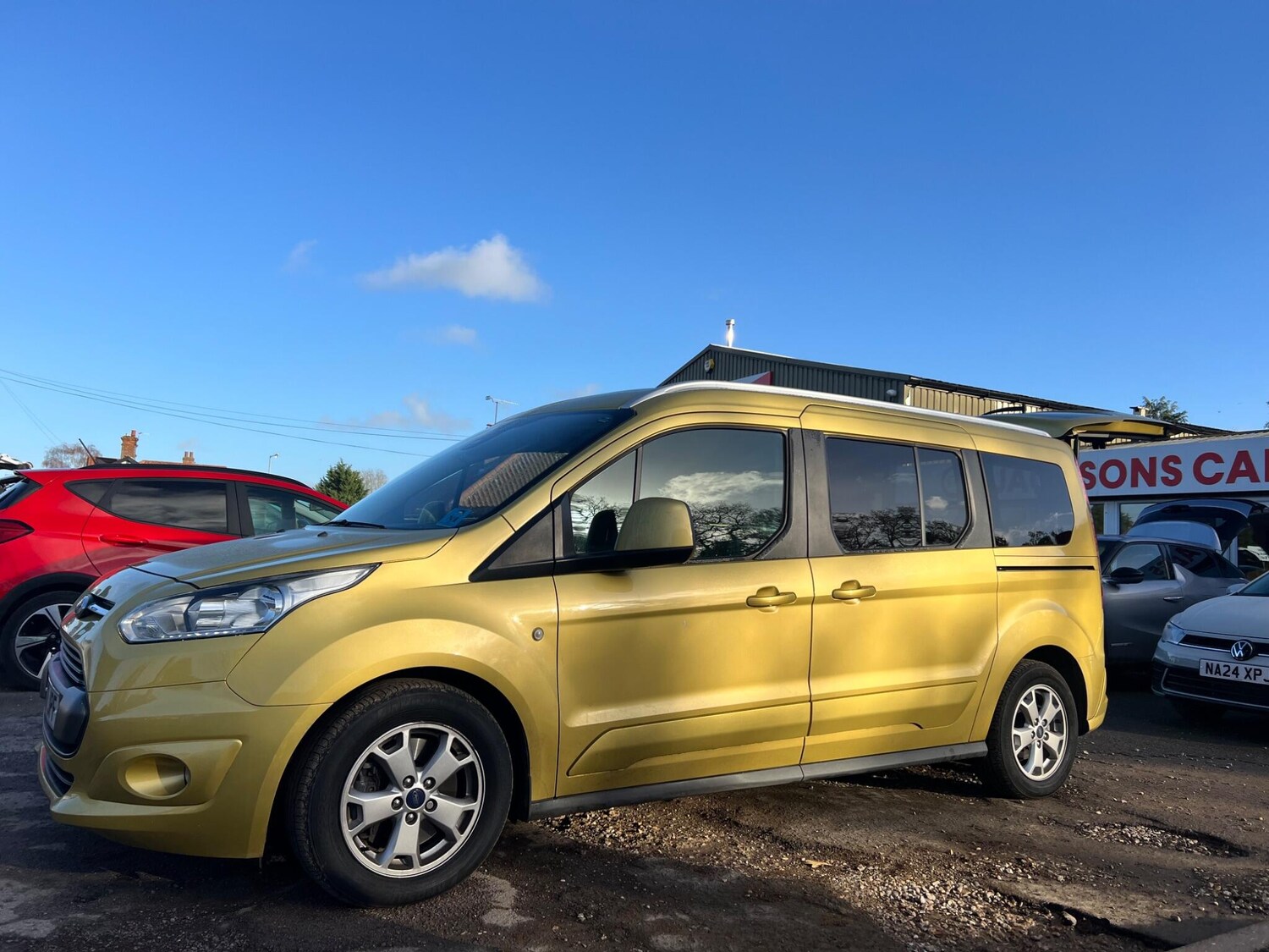 Used Ford Grand Tourneo Connect 2017 for sale - 76728175: Photo 39