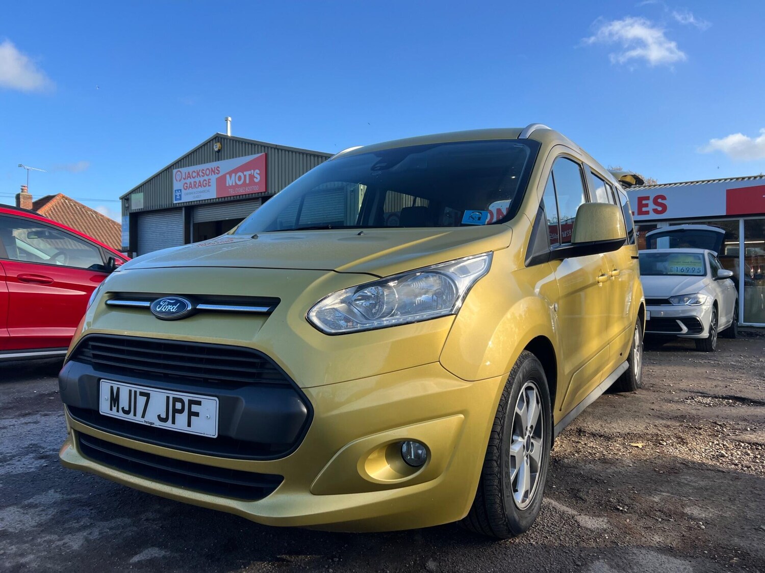 Used Ford Grand Tourneo Connect 2017 for sale - 76728175: Photo 41