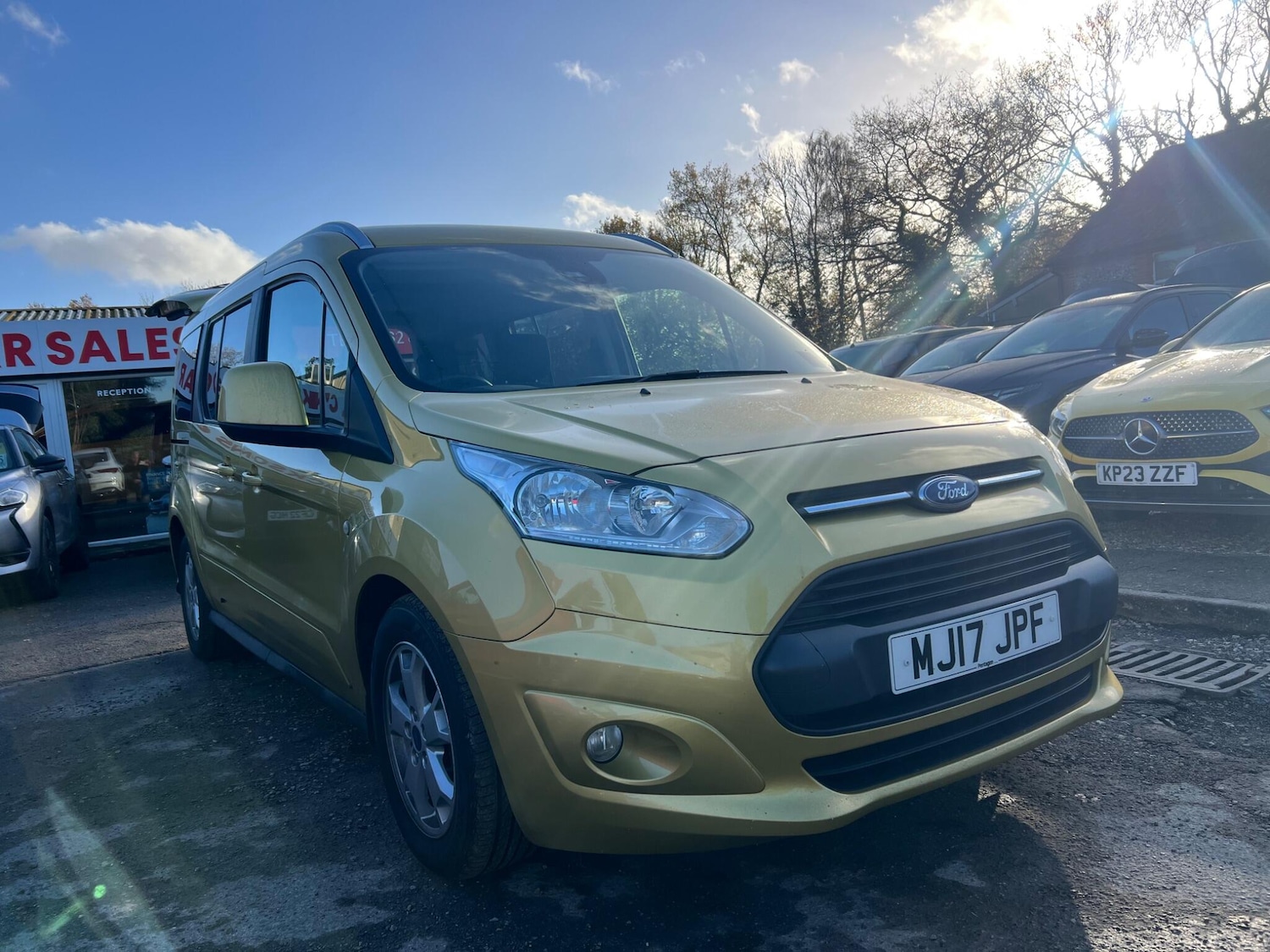 Used Ford Grand Tourneo Connect 2017 for sale - 76728175: Photo 45