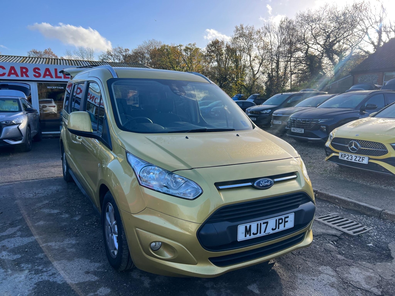 Used Ford Grand Tourneo Connect 2017 for sale - 76728175: Photo 46