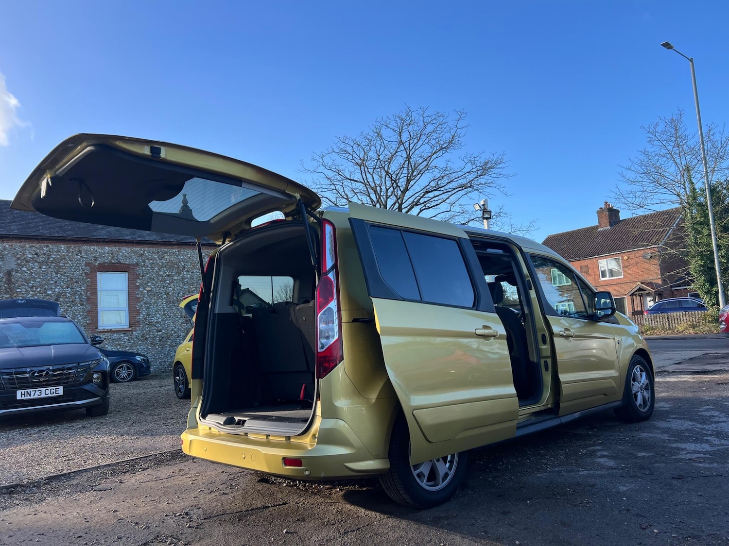 Used Ford Grand Tourneo Connect 2017 for sale - 76728175: Photo 50