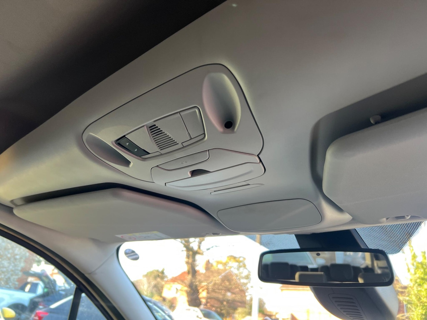 Used Ford Grand Tourneo Connect 2017 for sale - 76728175: Photo 6