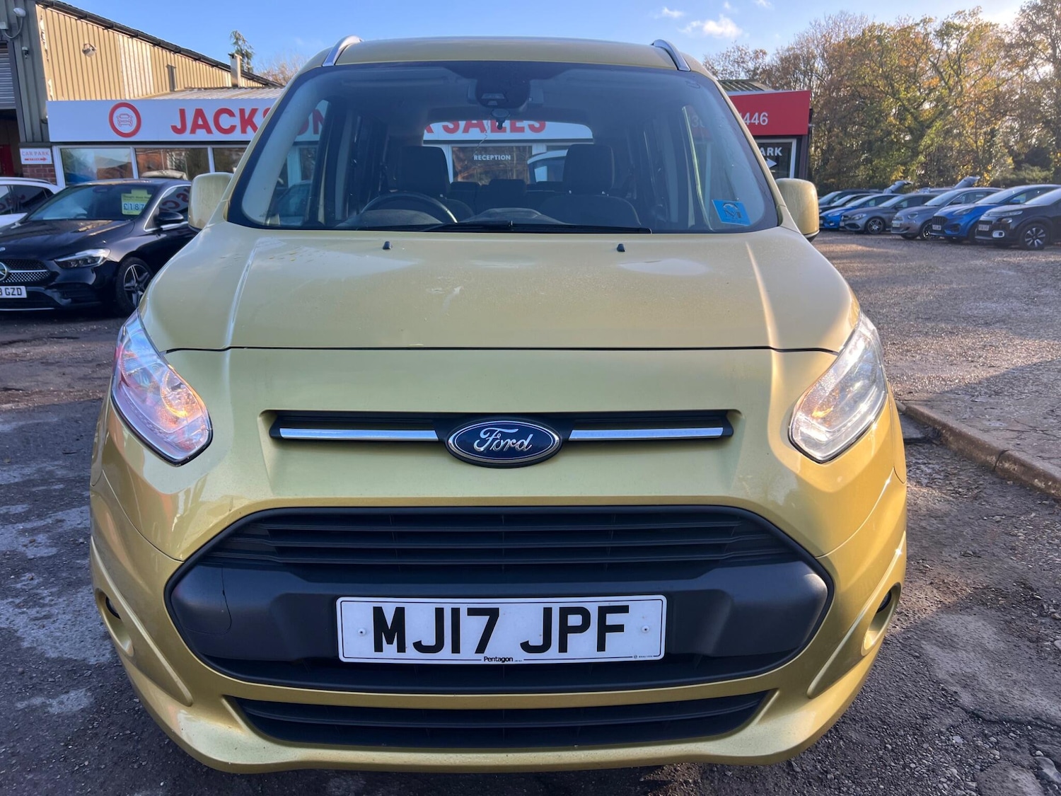 Used Ford Grand Tourneo Connect 2017 for sale - 76728175: Photo 73