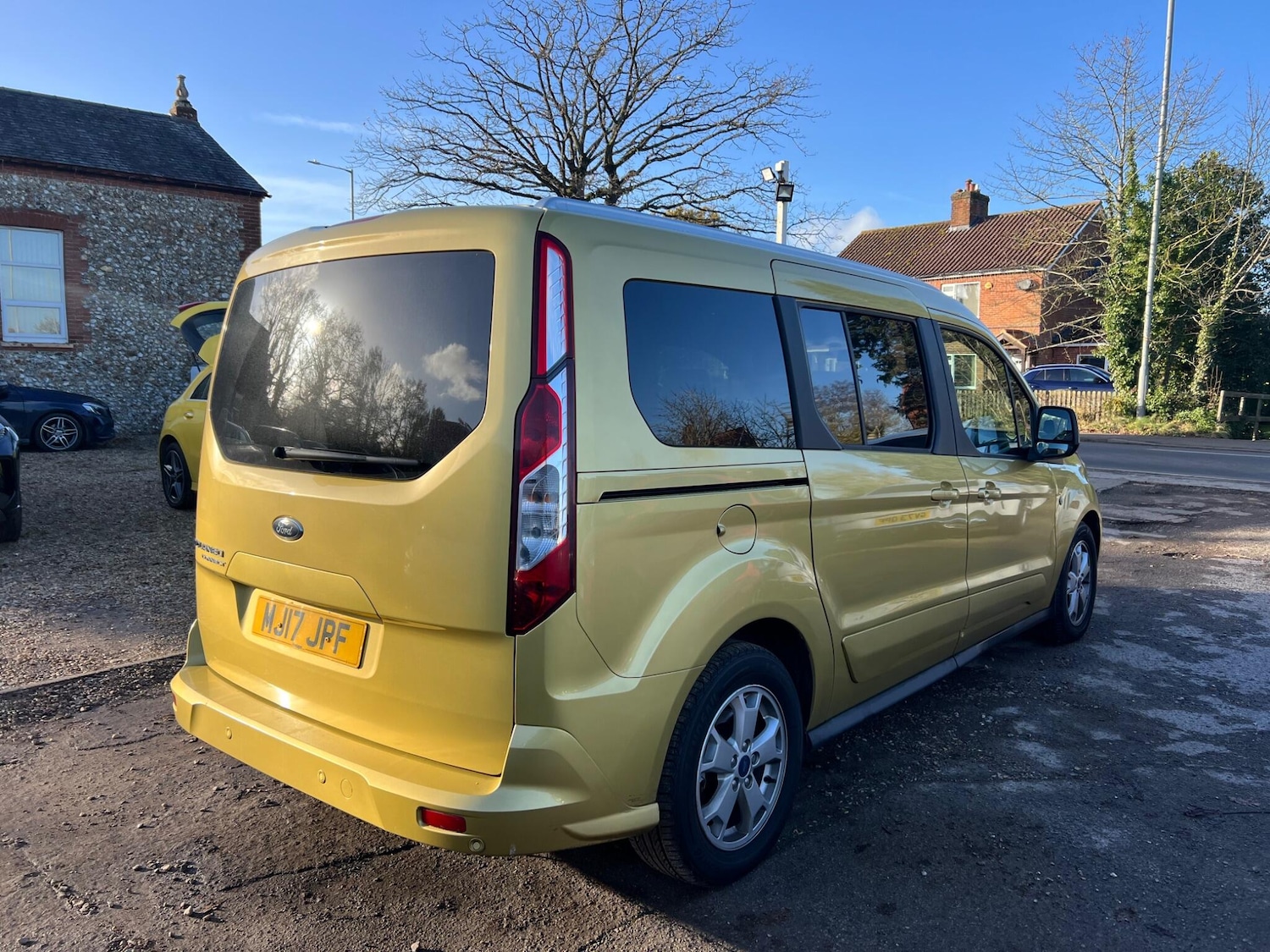 Used Ford Grand Tourneo Connect 2017 for sale - 76728175: Photo 8
