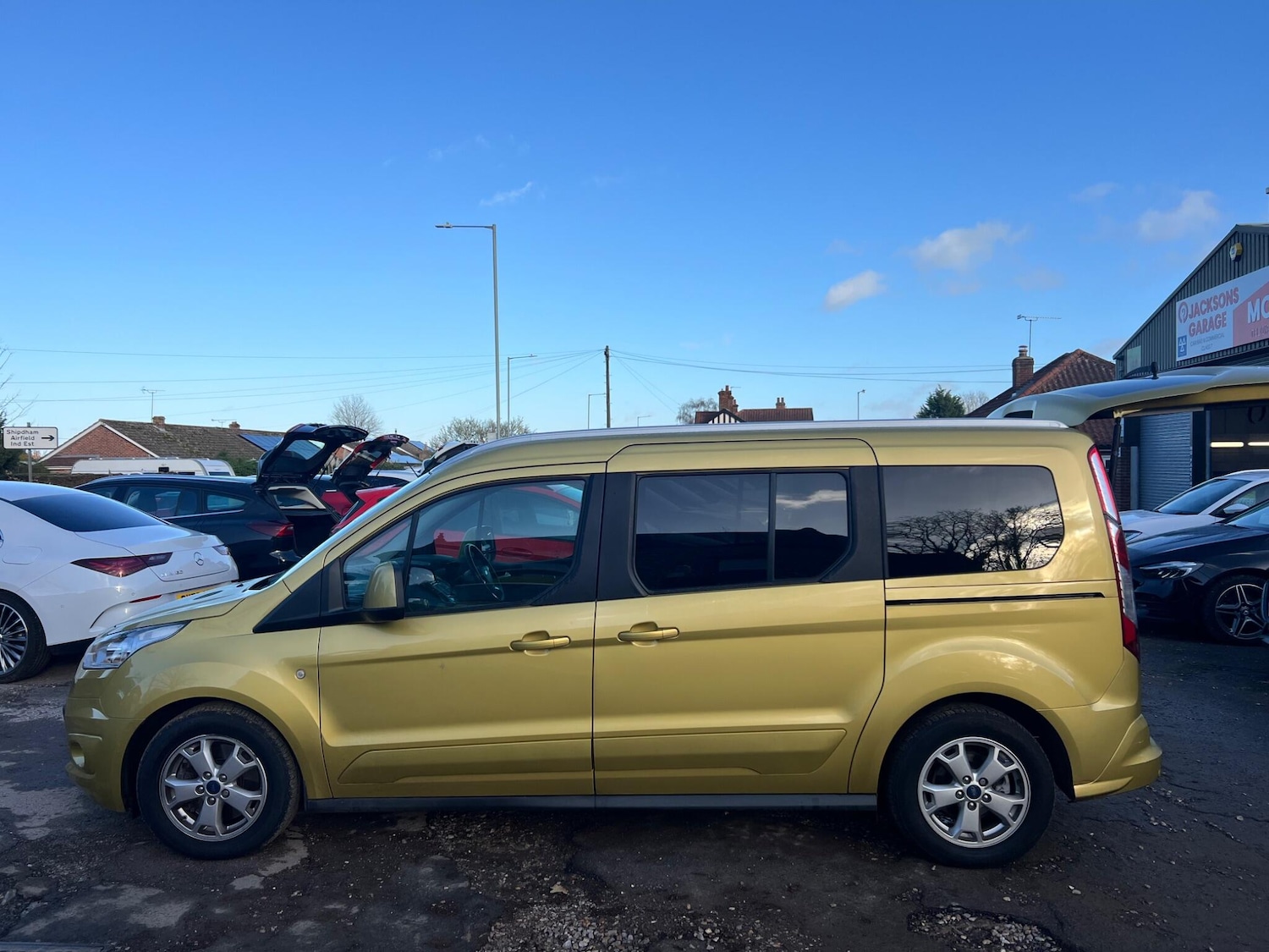 Used Ford Grand Tourneo Connect 2017 for sale - 76728175: Photo 85