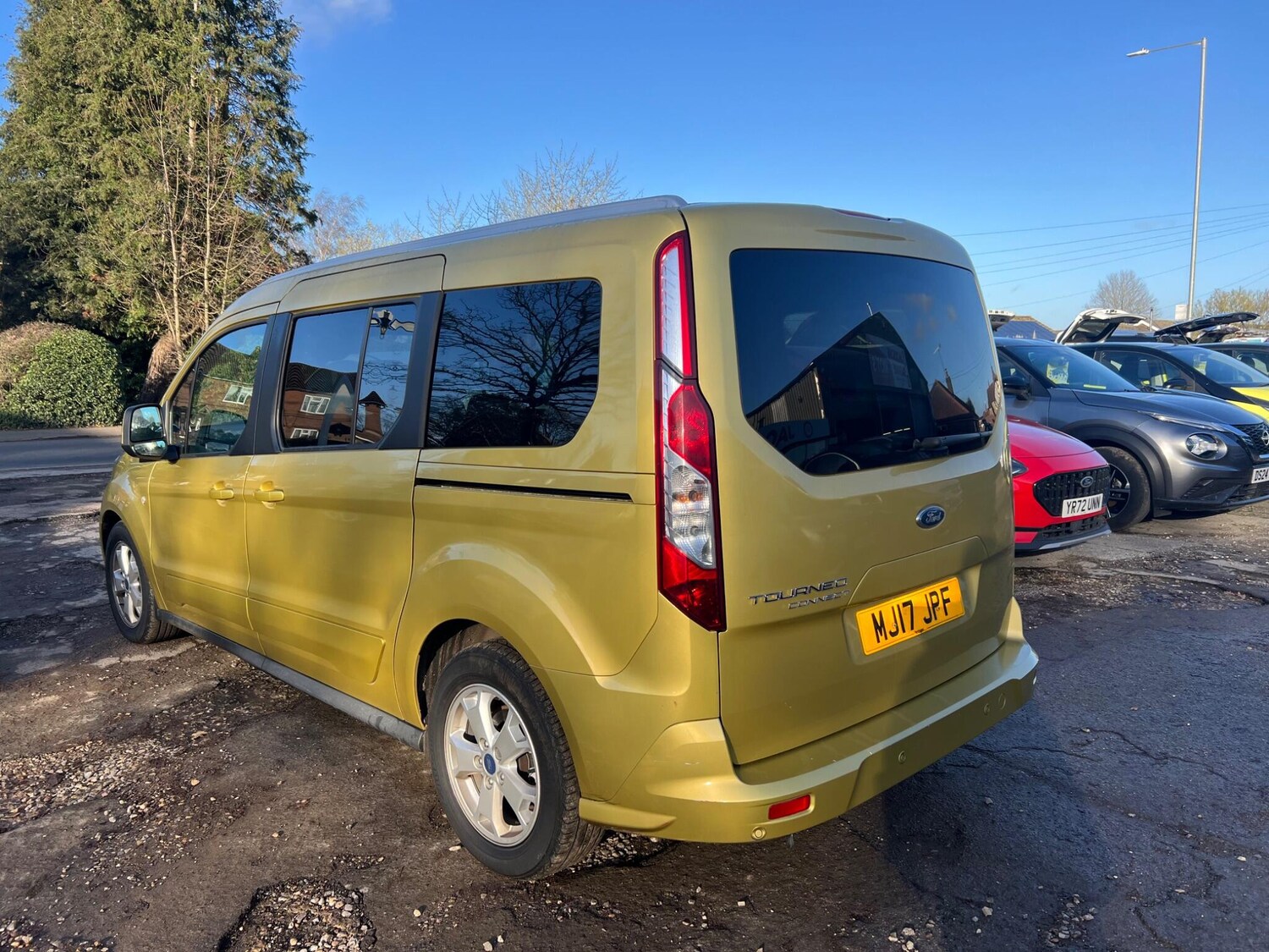 Used Ford Grand Tourneo Connect 2017 for sale - 76728175: Photo 91