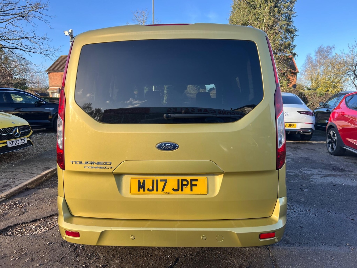 Used Ford Grand Tourneo Connect 2017 for sale - 76728175: Photo 97