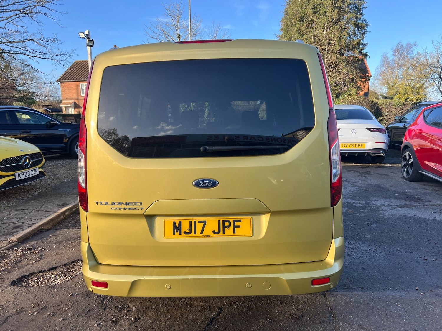 Used Ford Grand Tourneo Connect 2017 for sale - 76728175: Photo 98