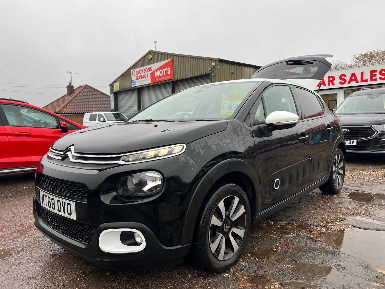 Used Citroen C3 2018 for sale - 76573378: Photo 1