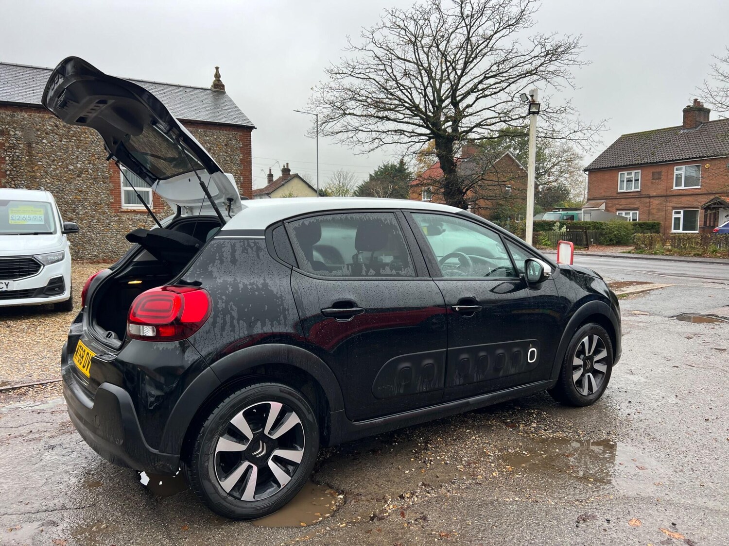Used Citroen C3 2018 for sale - 76573378: Photo 12