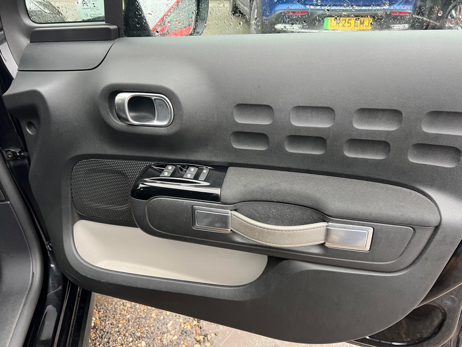 Used Citroen C3 2018 for sale - 76573378: Photo 19