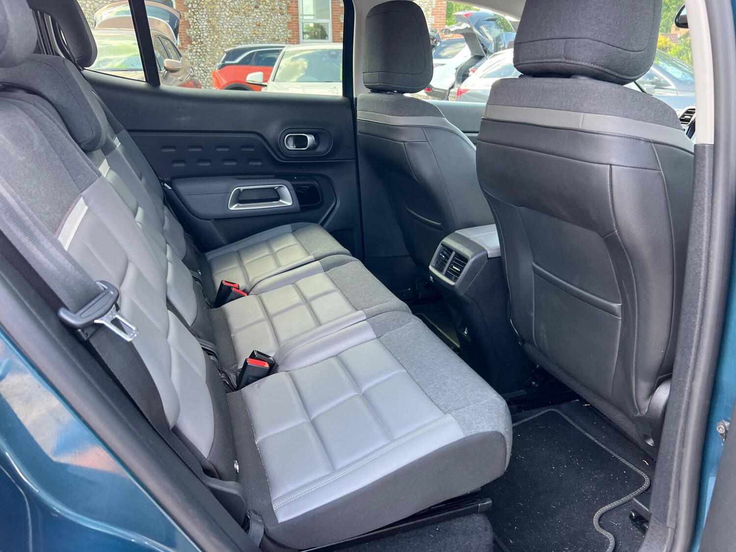Vehicle 21