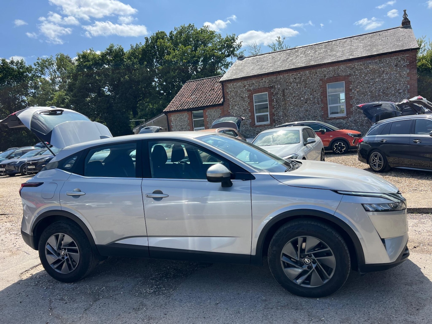 Used Nissan Qashqai for sale - 76995661: Photo 21