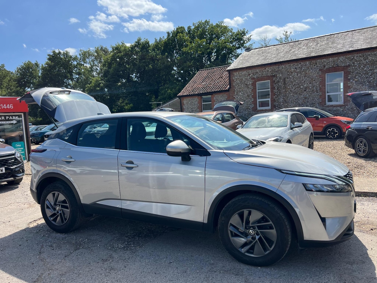 Used Nissan Qashqai for sale - 76995661: Photo 23