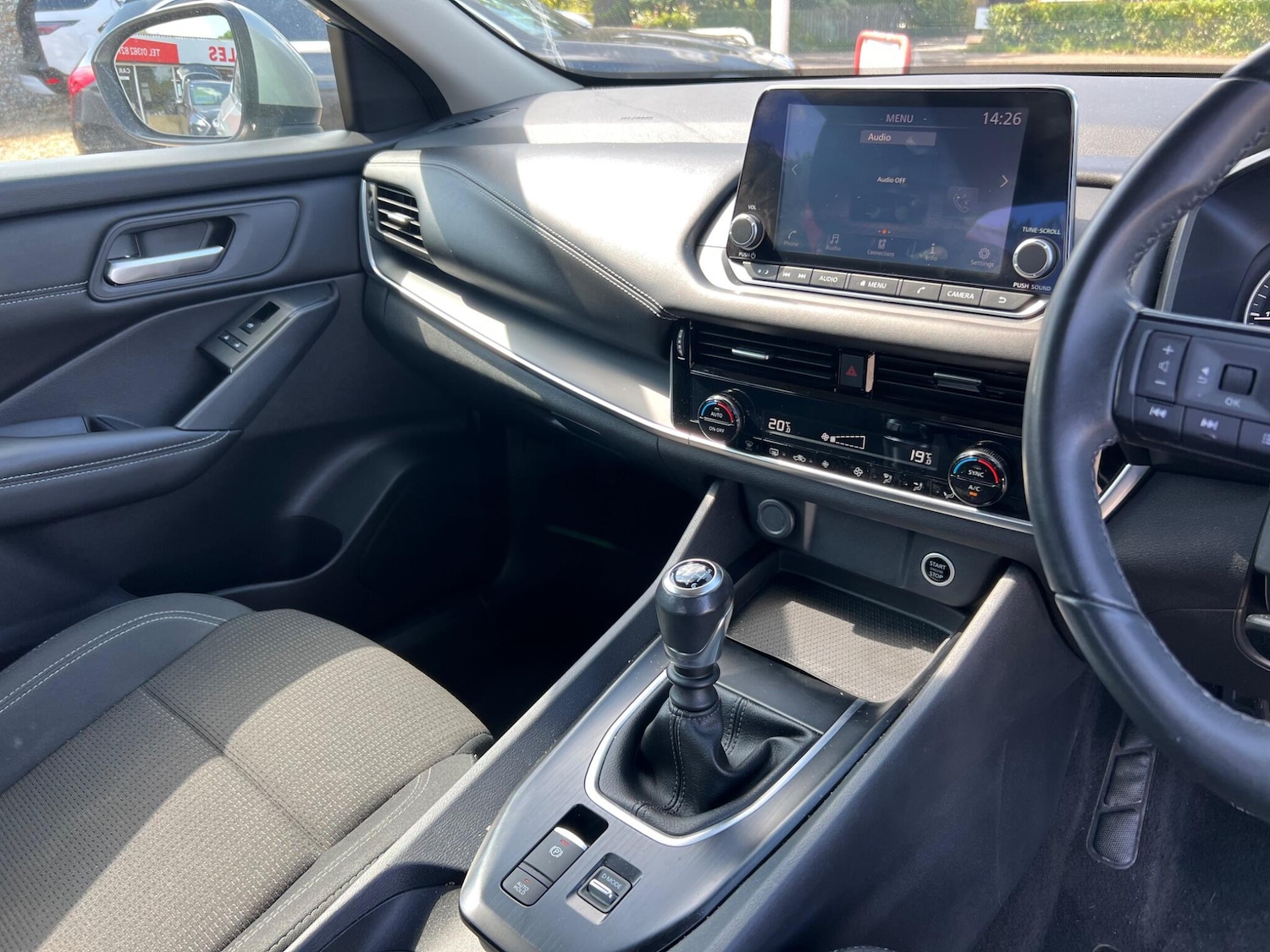 Used Nissan Qashqai for sale - 76995661: Photo 28