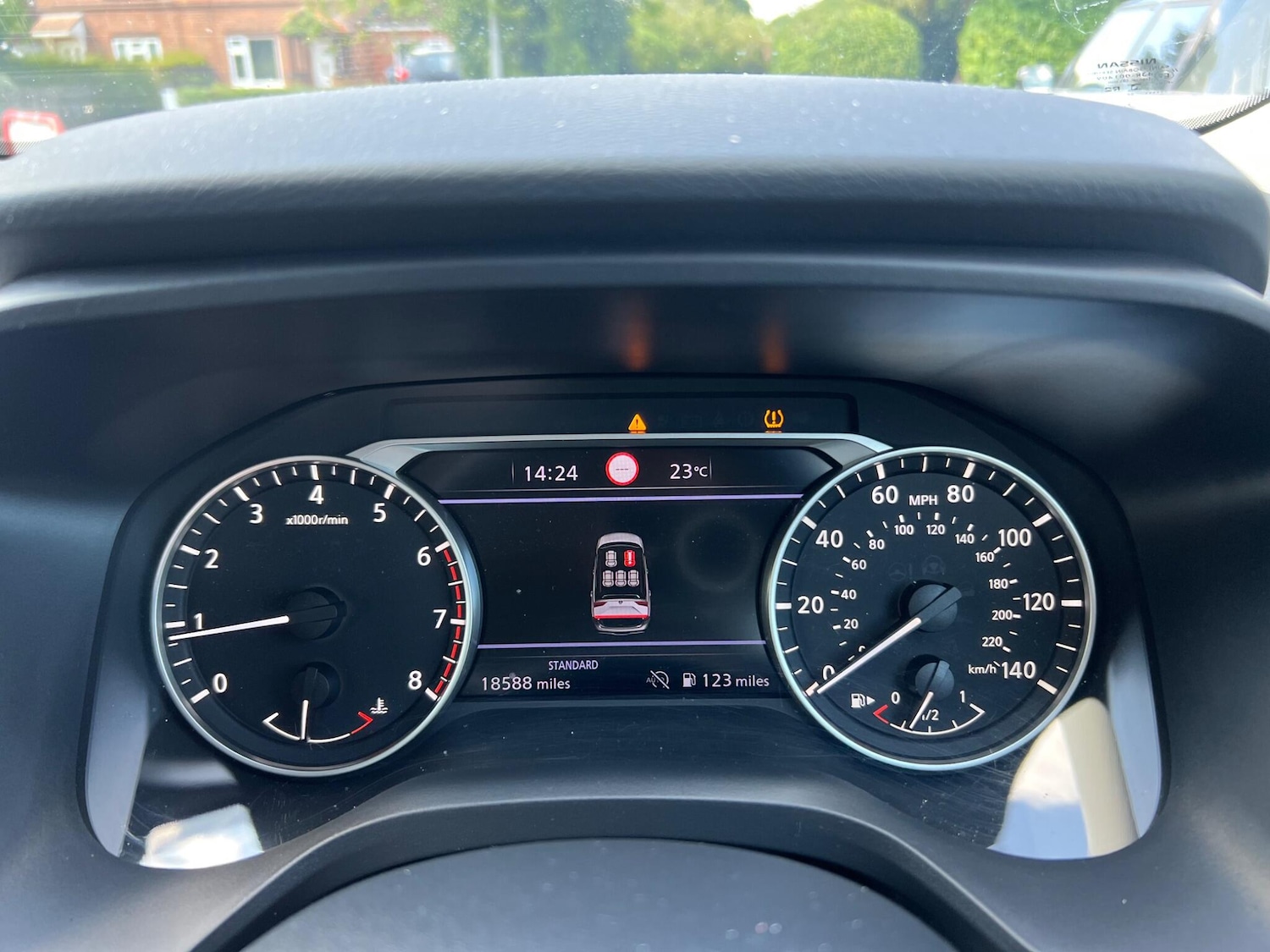 Used Nissan Qashqai for sale - 76995661: Photo 35