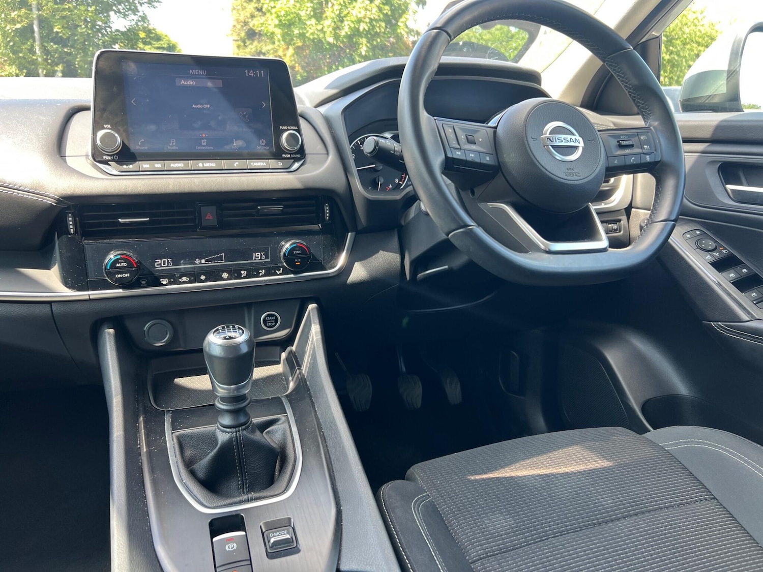 Used Nissan Qashqai for sale - 76995661: Photo 38